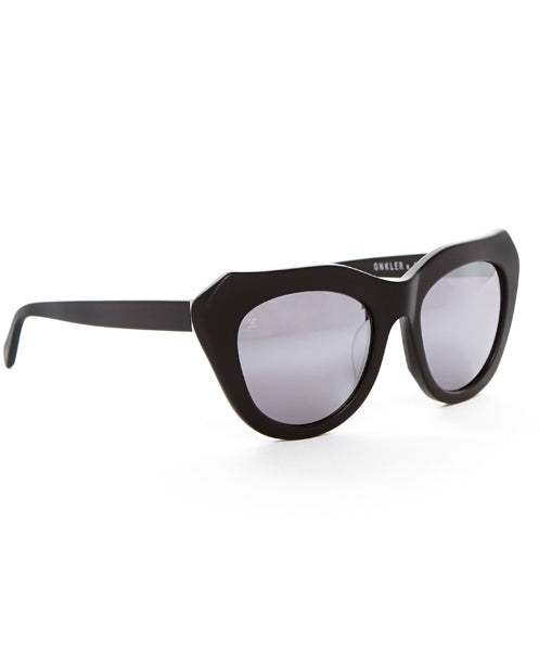 ONKLER X ANNE CURTIS - HEPBURN MATTE BLACK – onkler.com